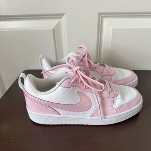 Nike Unisex Kids Court Borough Low Recraft Sneaker Size 6.5Y